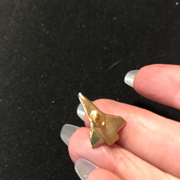 NASA Space Shuttle vintage goldtone tie tack pin - Picture 2 of 5